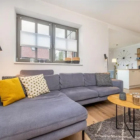 بيت للعطل With 2 Bedrooms *